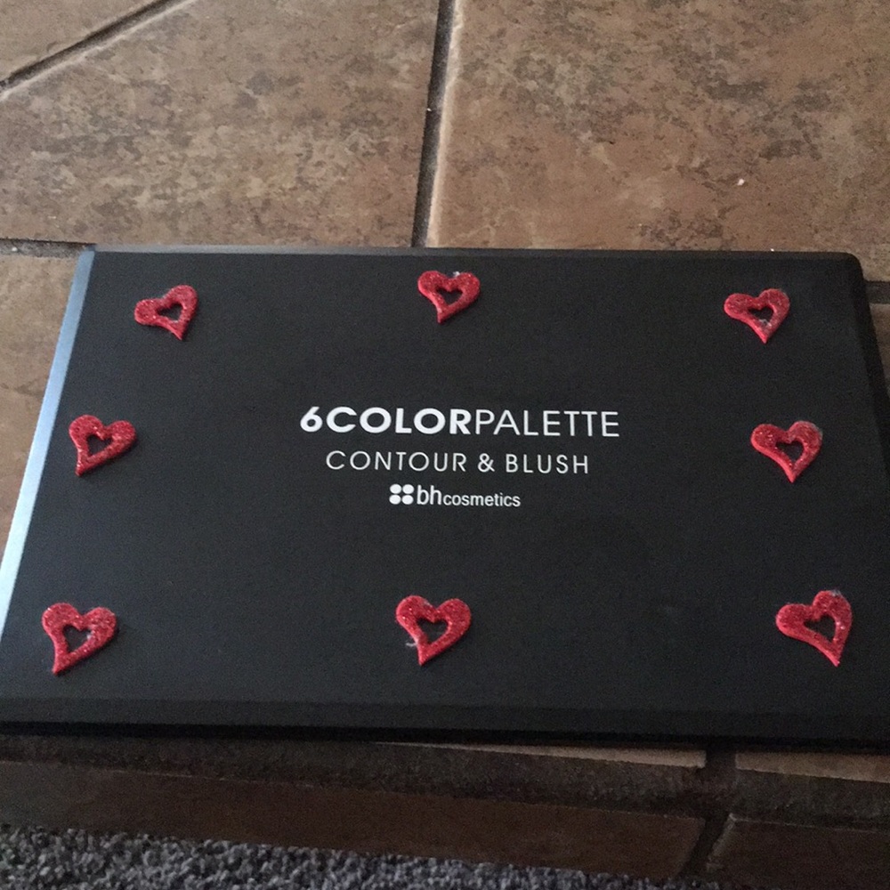 Contour & Blush Palette